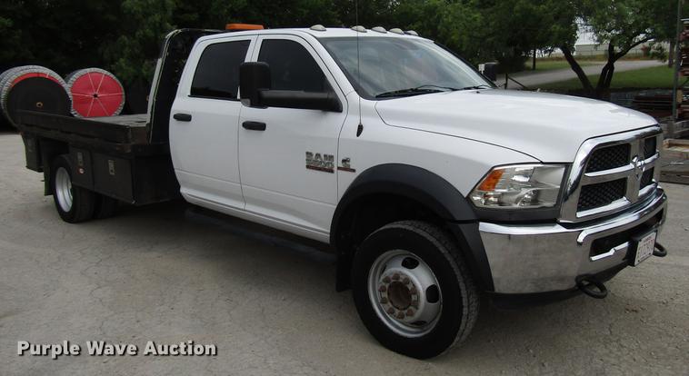 image for item DG1188 2014 Dodge Ram 5500 Crew Cab flatbed truck