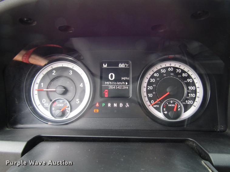 image for item DG1188 2014 Dodge Ram 5500 Crew Cab flatbed truck