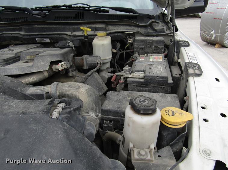 image for item DG1188 2014 Dodge Ram 5500 Crew Cab flatbed truck