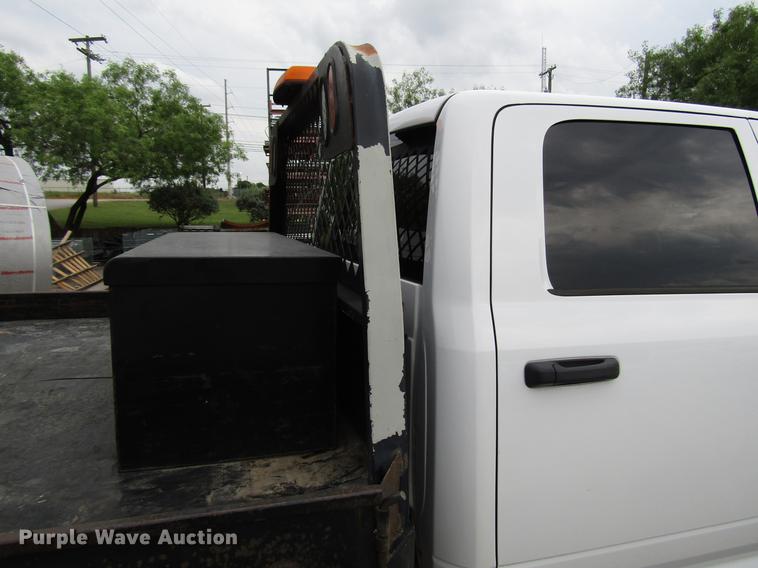image for item DG1188 2014 Dodge Ram 5500 Crew Cab flatbed truck