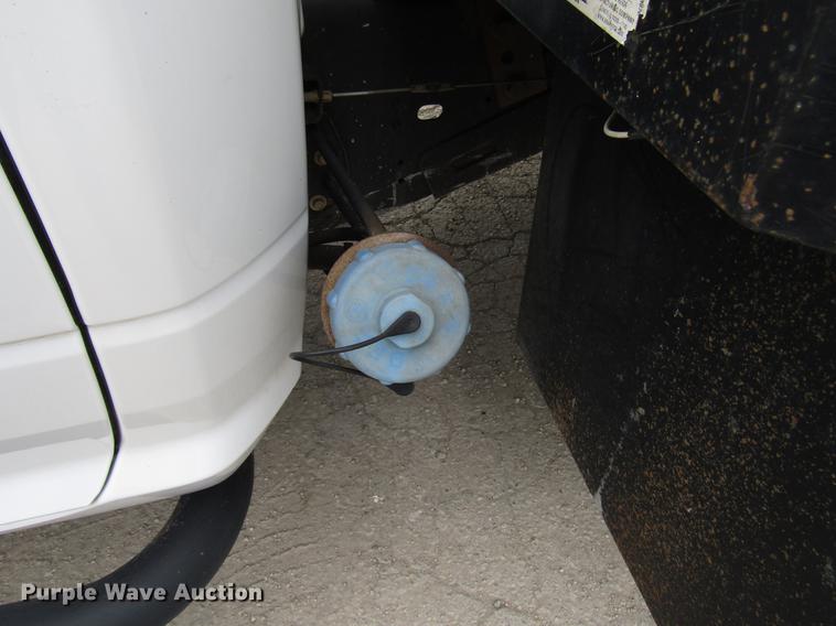 image for item DG1188 2014 Dodge Ram 5500 Crew Cab flatbed truck