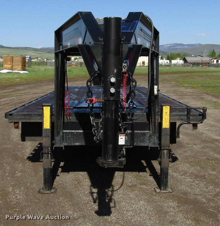 image for item DG1209 2004 Titan equipment trailer