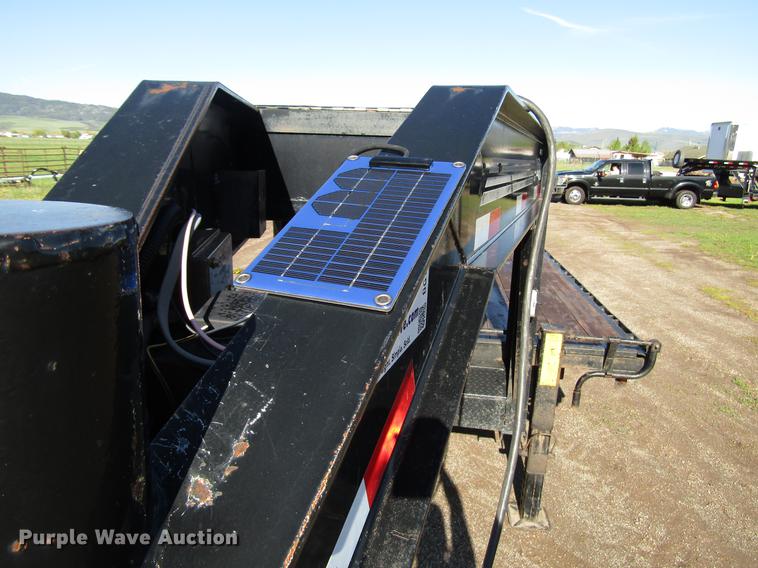 image for item DG1209 2004 Titan equipment trailer