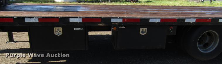 image for item DG1209 2004 Titan equipment trailer
