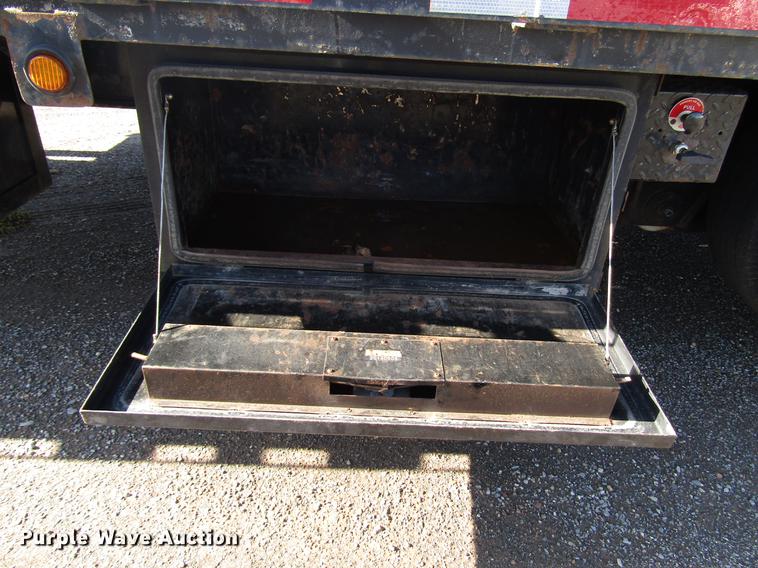 image for item DG1209 2004 Titan equipment trailer