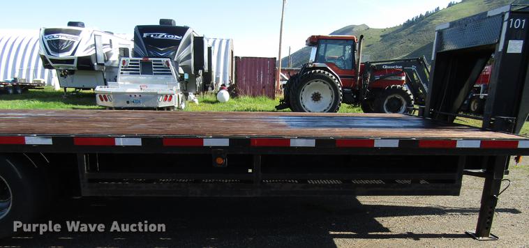 image for item DG1209 2004 Titan equipment trailer