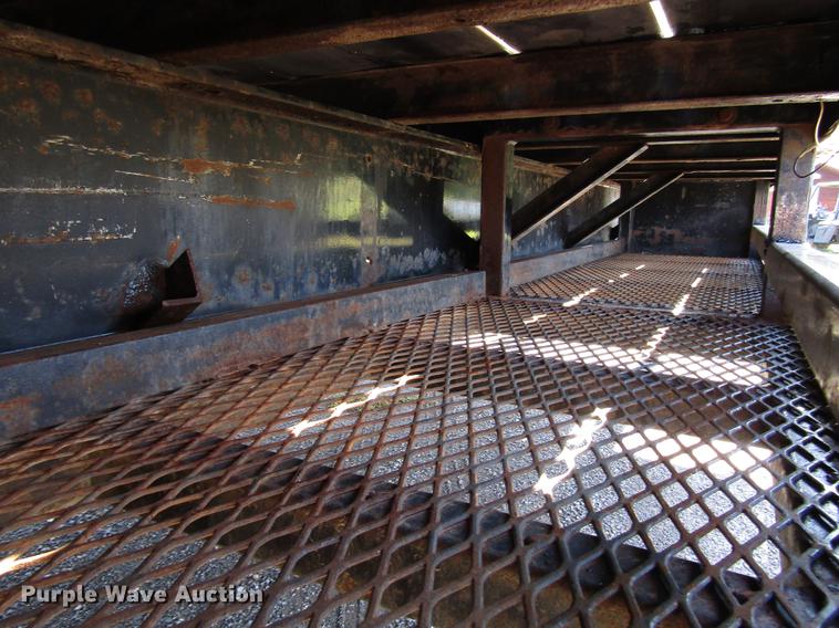 image for item DG1209 2004 Titan equipment trailer