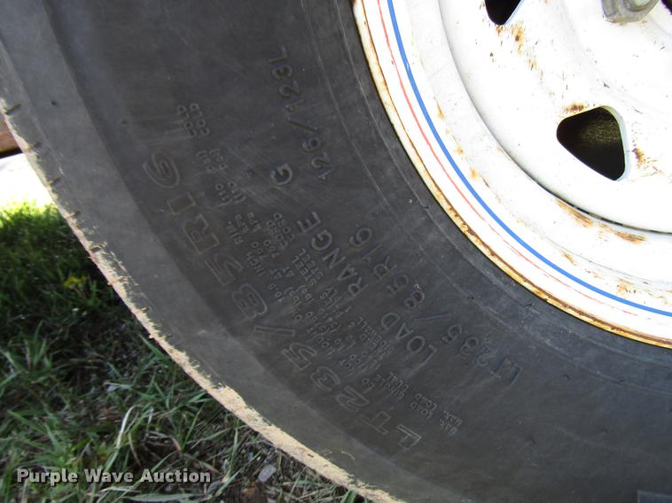 image for item DG1211 2015 PJ drop deck equipment trailer