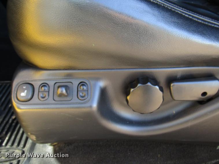 image for item DG1223 2006 Ford F350 Super Duty Crew Cab pickup truck