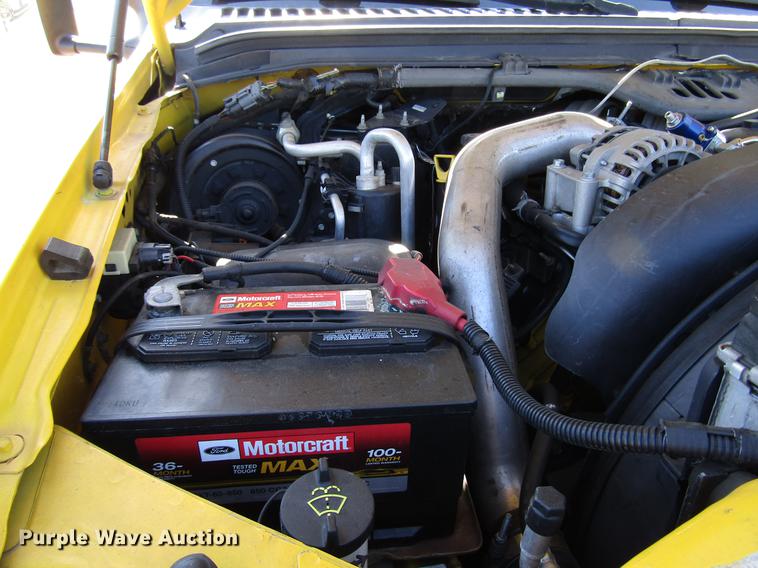image for item DG1223 2006 Ford F350 Super Duty Crew Cab pickup truck