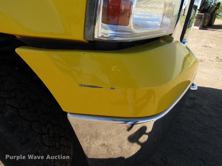 image for item DG1223 2006 Ford F350 Super Duty Crew Cab pickup truck