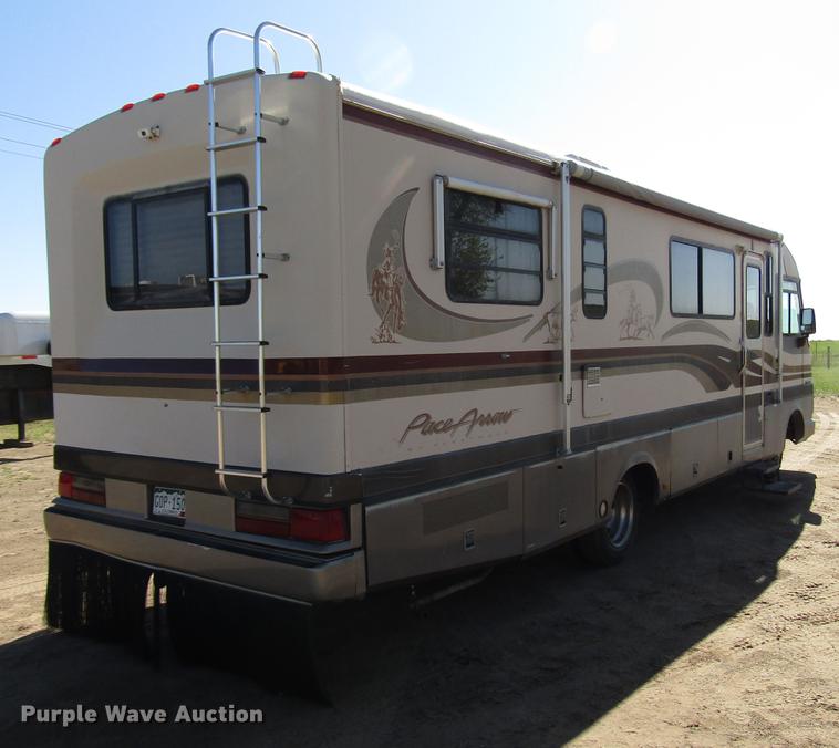 image for item DG1224 1994 Chevrolet Fleetwood P30 Pace Arrow RV