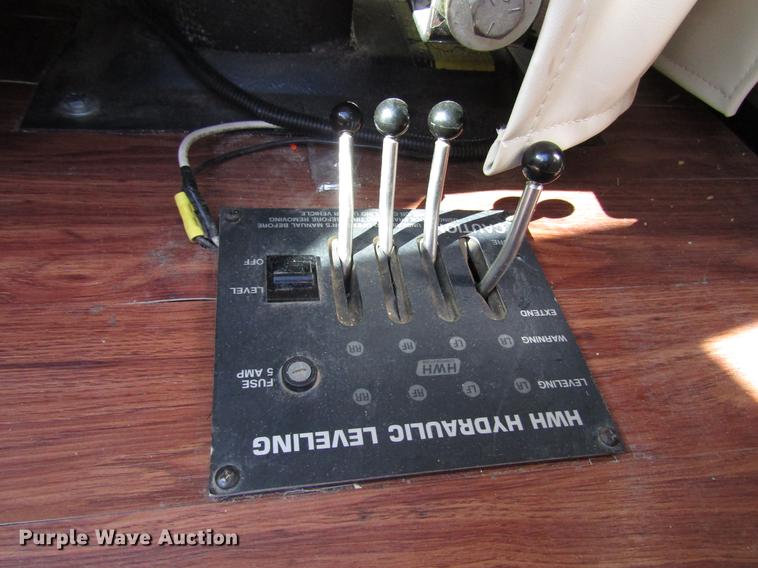 image for item DG1224 1994 Chevrolet Fleetwood P30 Pace Arrow RV