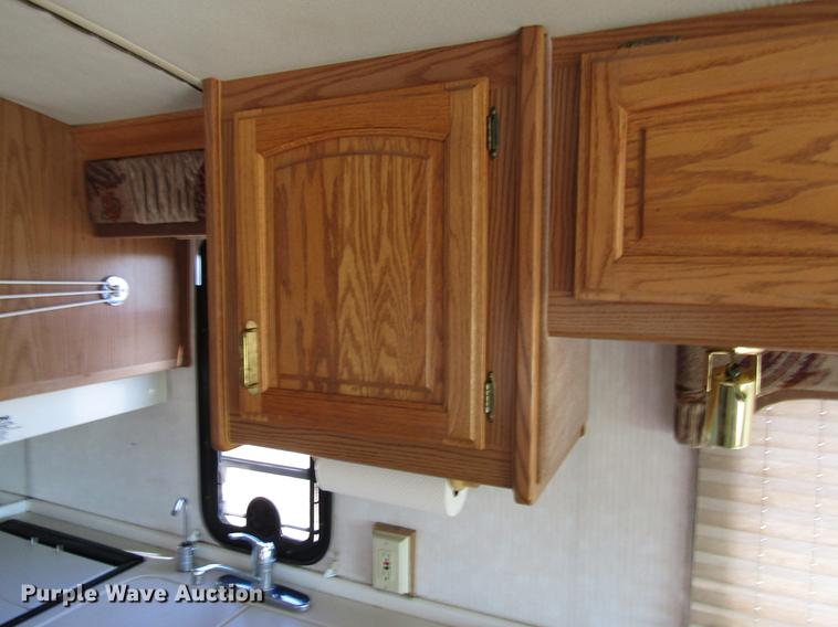 image for item DG1224 1994 Chevrolet Fleetwood P30 Pace Arrow RV