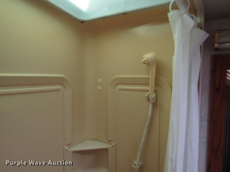 image for item DG1224 1994 Chevrolet Fleetwood P30 Pace Arrow RV