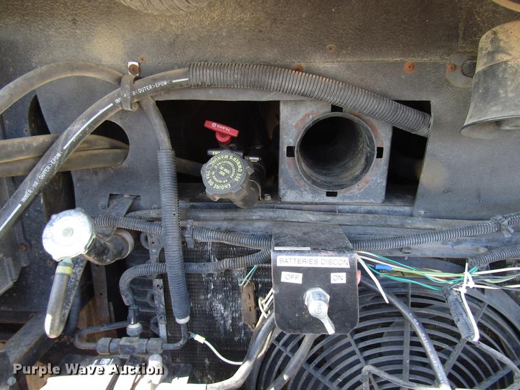 image for item DG1224 1994 Chevrolet Fleetwood P30 Pace Arrow RV