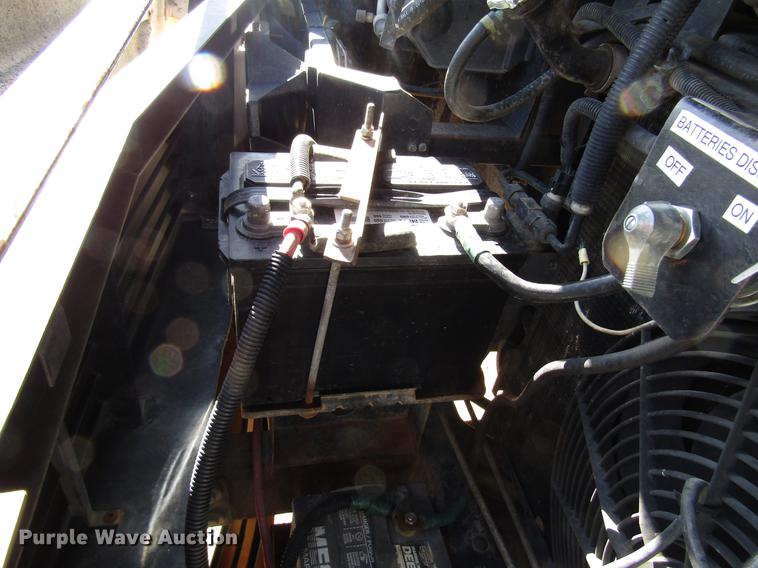 image for item DG1224 1994 Chevrolet Fleetwood P30 Pace Arrow RV