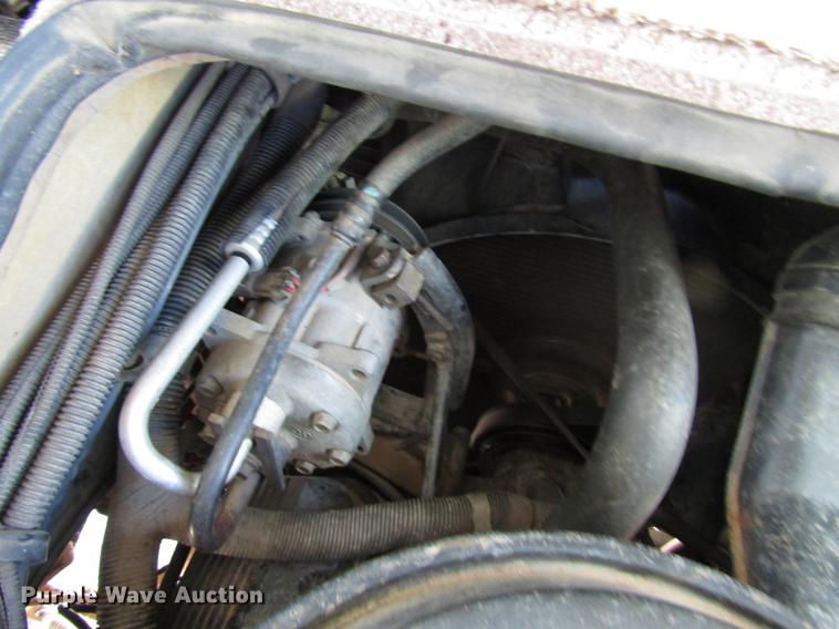 image for item DG1224 1994 Chevrolet Fleetwood P30 Pace Arrow RV