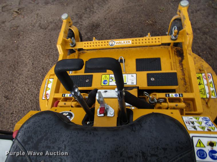 image for item DG1227 Walker MT25I lawn mower