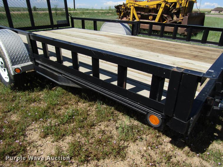 image for item DG1231 2006 PJ utility trailer
