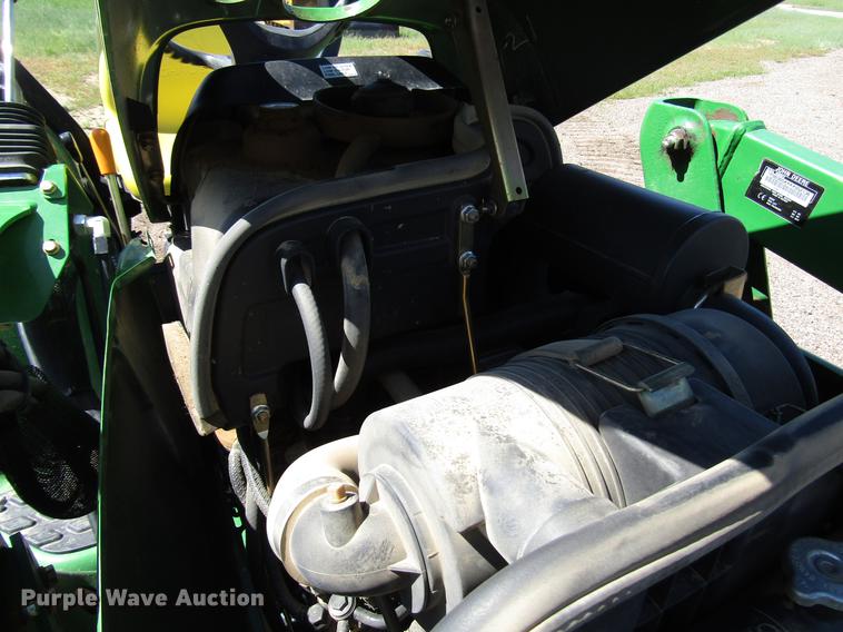 image for item DG1233 John Deere 3038E MFWD tractor