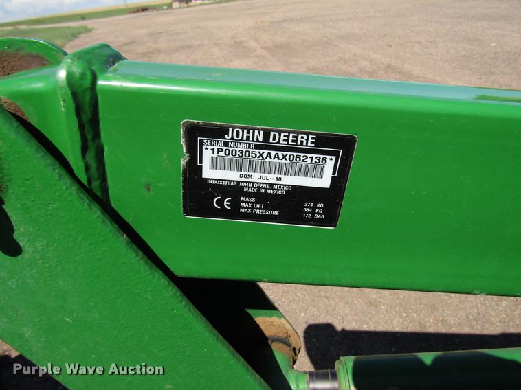 image for item DG1233 John Deere 3038E MFWD tractor