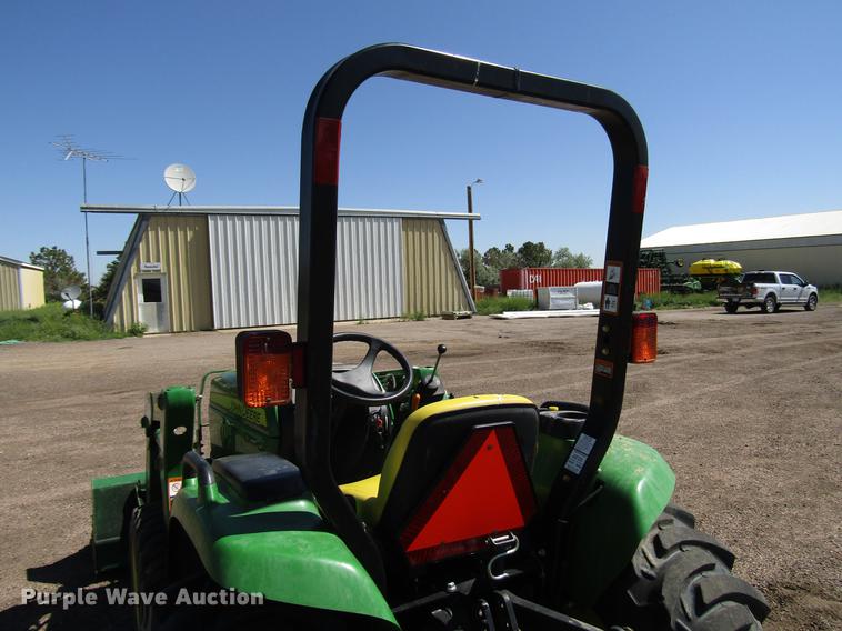 image for item DG1233 John Deere 3038E MFWD tractor