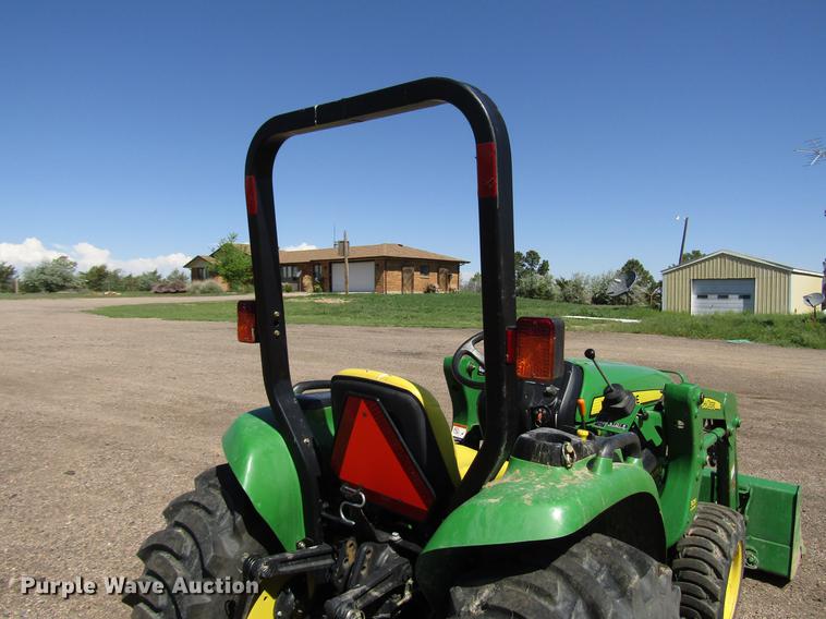 image for item DG1233 John Deere 3038E MFWD tractor