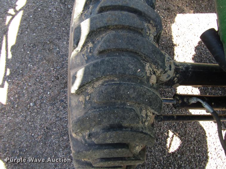 image for item DG1233 John Deere 3038E MFWD tractor