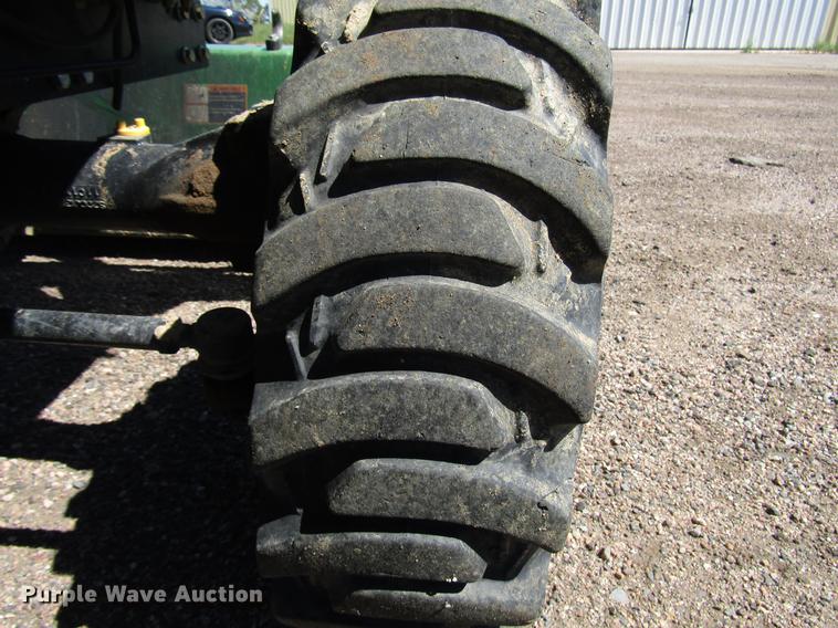 image for item DG1233 John Deere 3038E MFWD tractor