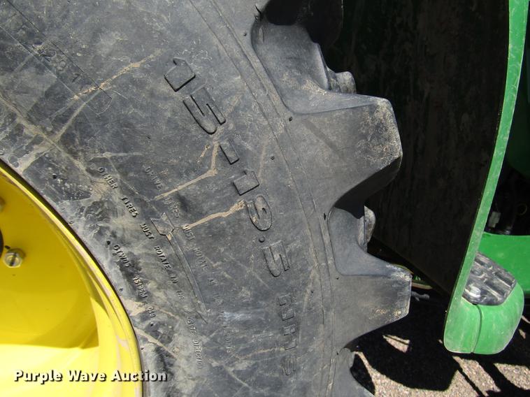 image for item DG1233 John Deere 3038E MFWD tractor