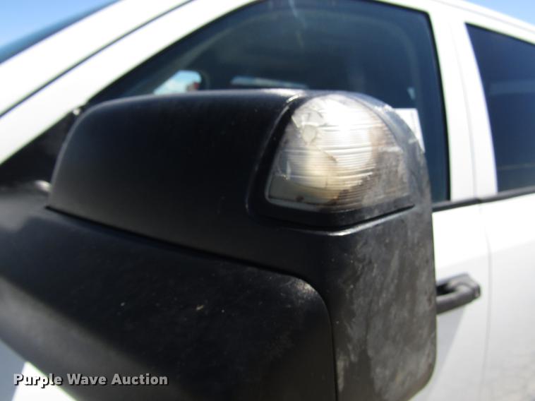 image for item DG1236 2014 Dodge Ram 5500 Crew Cab flatbed truck