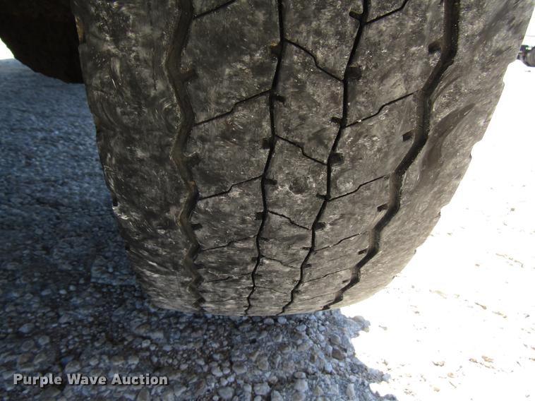 image for item DG1236 2014 Dodge Ram 5500 Crew Cab flatbed truck