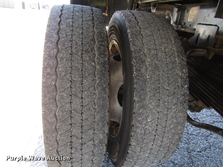 image for item DG1236 2014 Dodge Ram 5500 Crew Cab flatbed truck