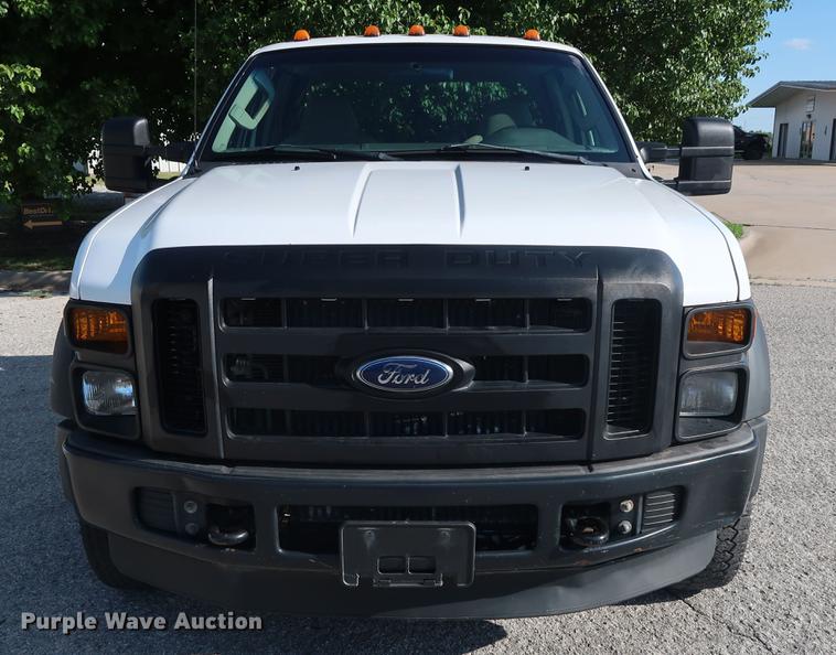 image for item DG3499 2008 Ford F550 SuperCab truck cab and chassis