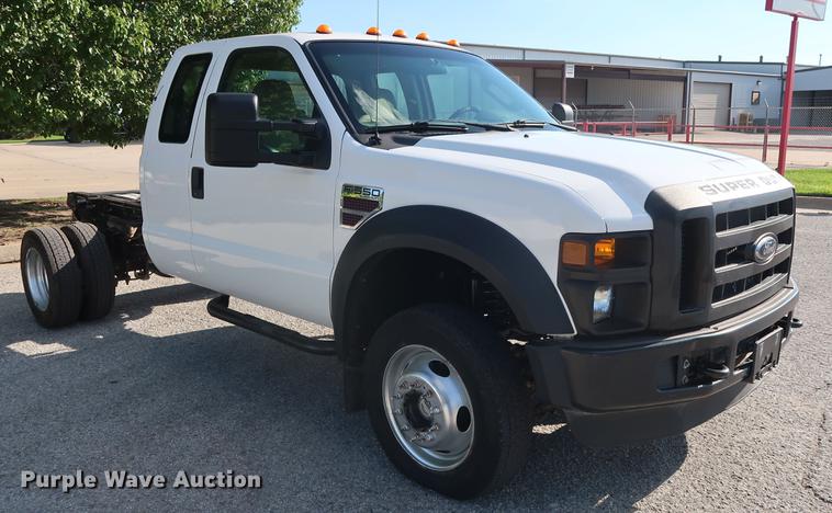 image for item DG3499 2008 Ford F550 SuperCab truck cab and chassis
