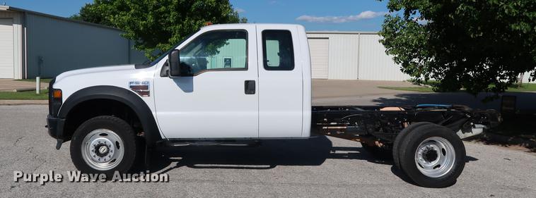 image for item DG3499 2008 Ford F550 SuperCab truck cab and chassis