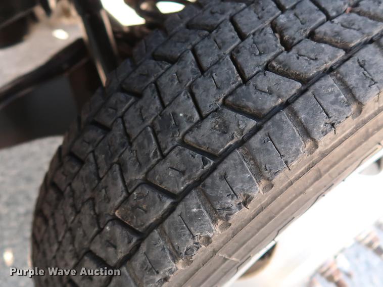 image for item DG3499 2008 Ford F550 SuperCab truck cab and chassis