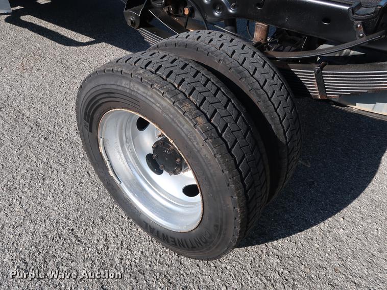 image for item DG3499 2008 Ford F550 SuperCab truck cab and chassis