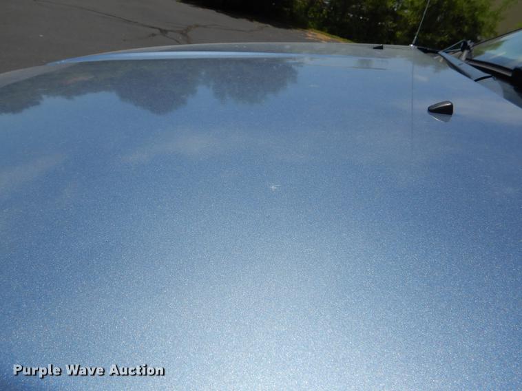 image for item DG4764 2012 Chrysler Town & Country van