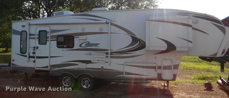 image for item DG4765 2012 Keystone Cougar 26S camper