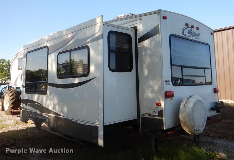 image for item DG4765 2012 Keystone Cougar 26S camper