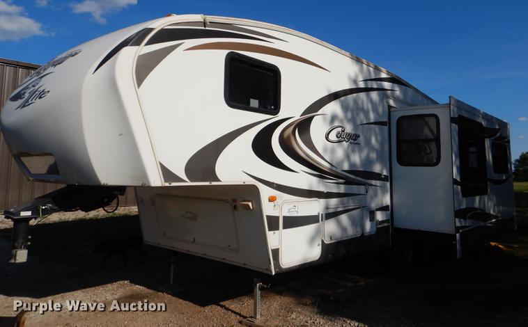 image for item DG4765 2012 Keystone Cougar 26S camper