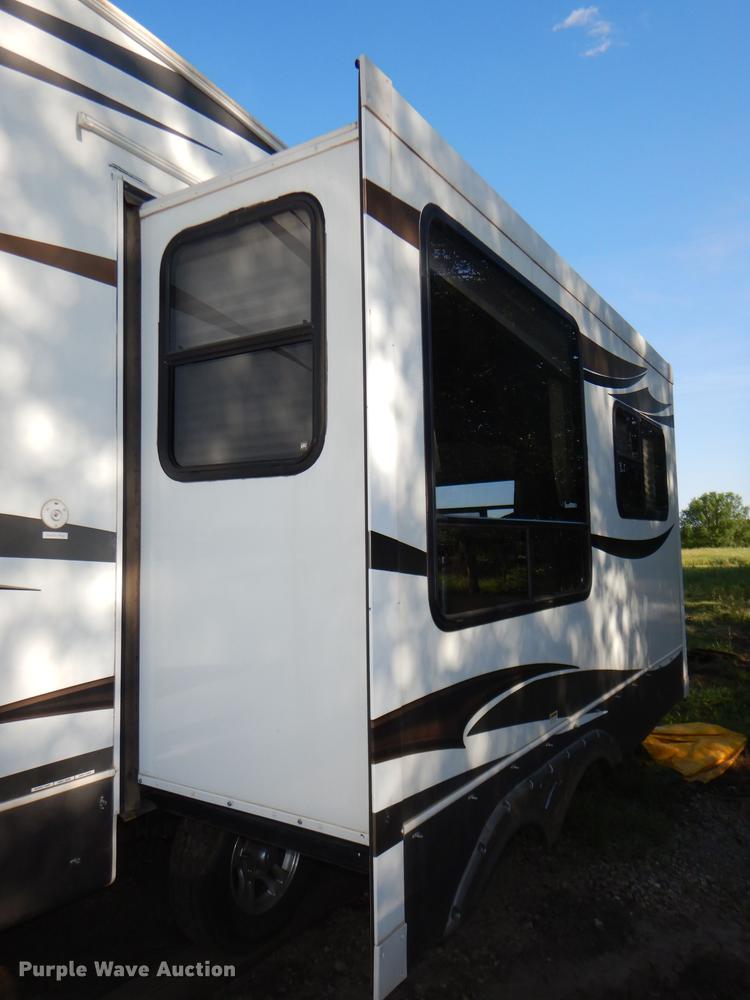 image for item DG4765 2012 Keystone Cougar 26S camper
