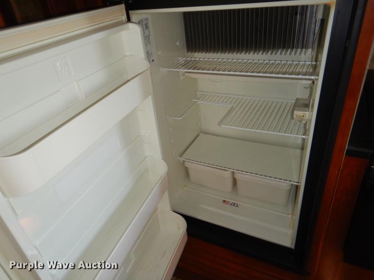 image for item DG4765 2012 Keystone Cougar 26S camper