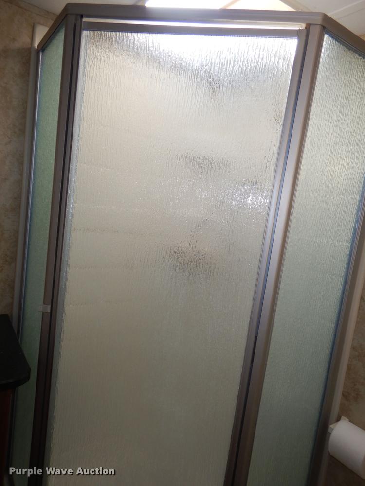 image for item DG4765 2012 Keystone Cougar 26S camper