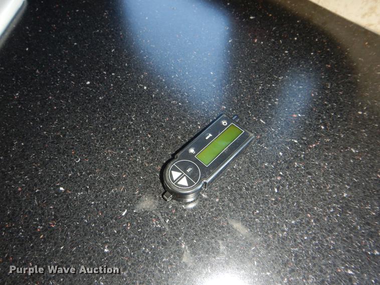 image for item DG4765 2012 Keystone Cougar 26S camper