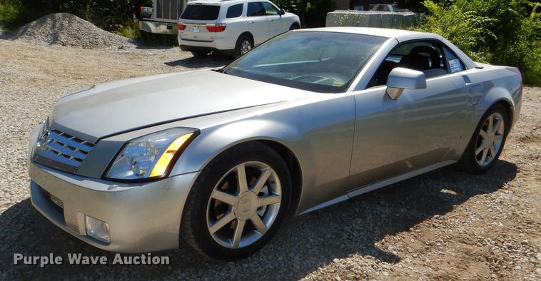 image for item DG4766 2005 Cadillac XLR convertible