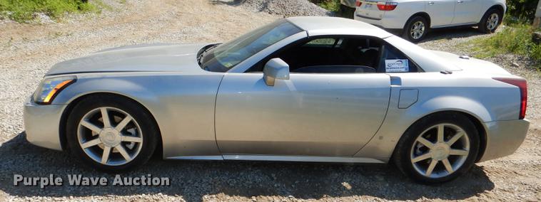 image for item DG4766 2005 Cadillac XLR convertible