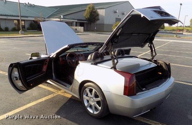 image for item DG4766 2005 Cadillac XLR convertible